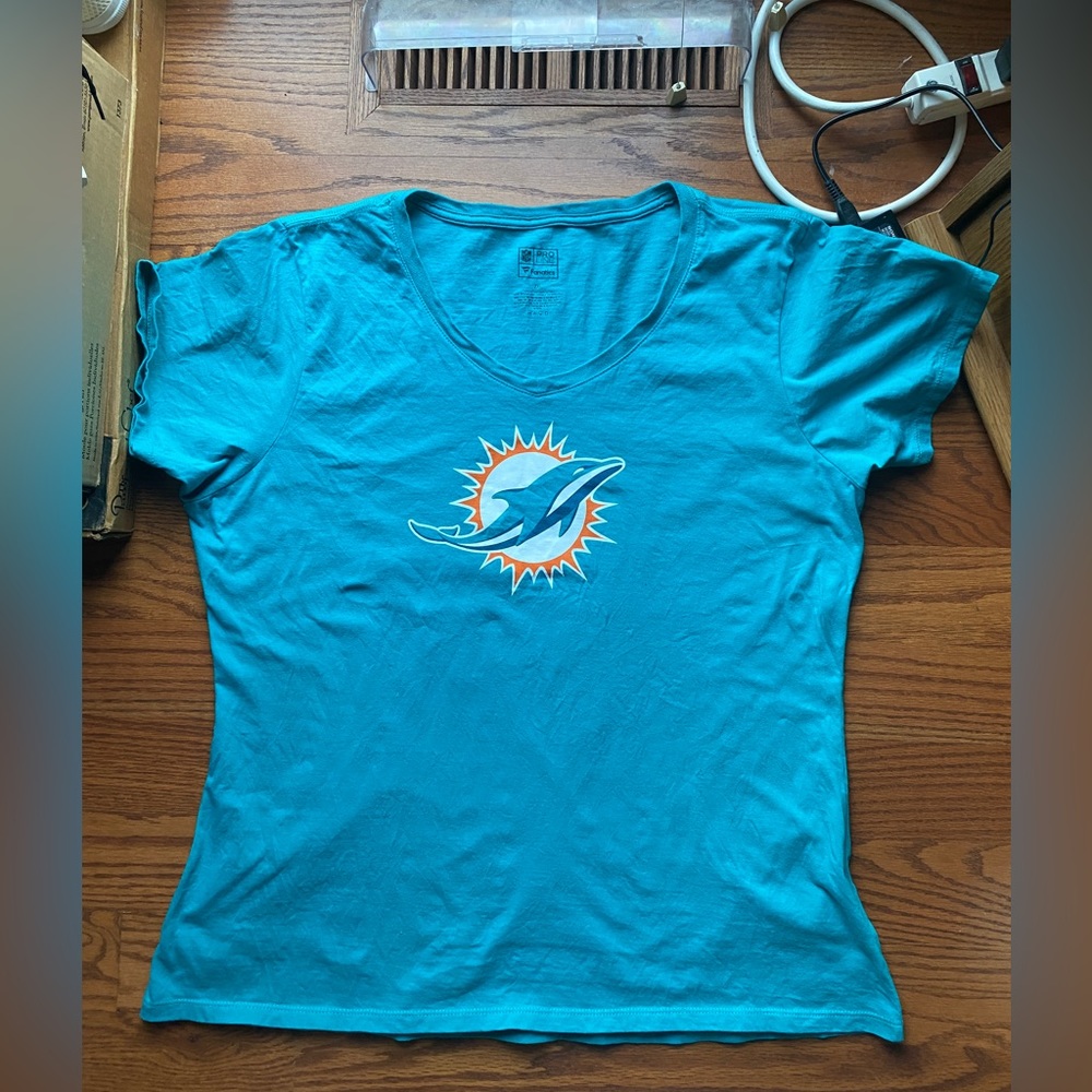NFL ProLine Fanatics Miami Dolphins Short Sleeve T-shirt Women’s Sz 2XL
